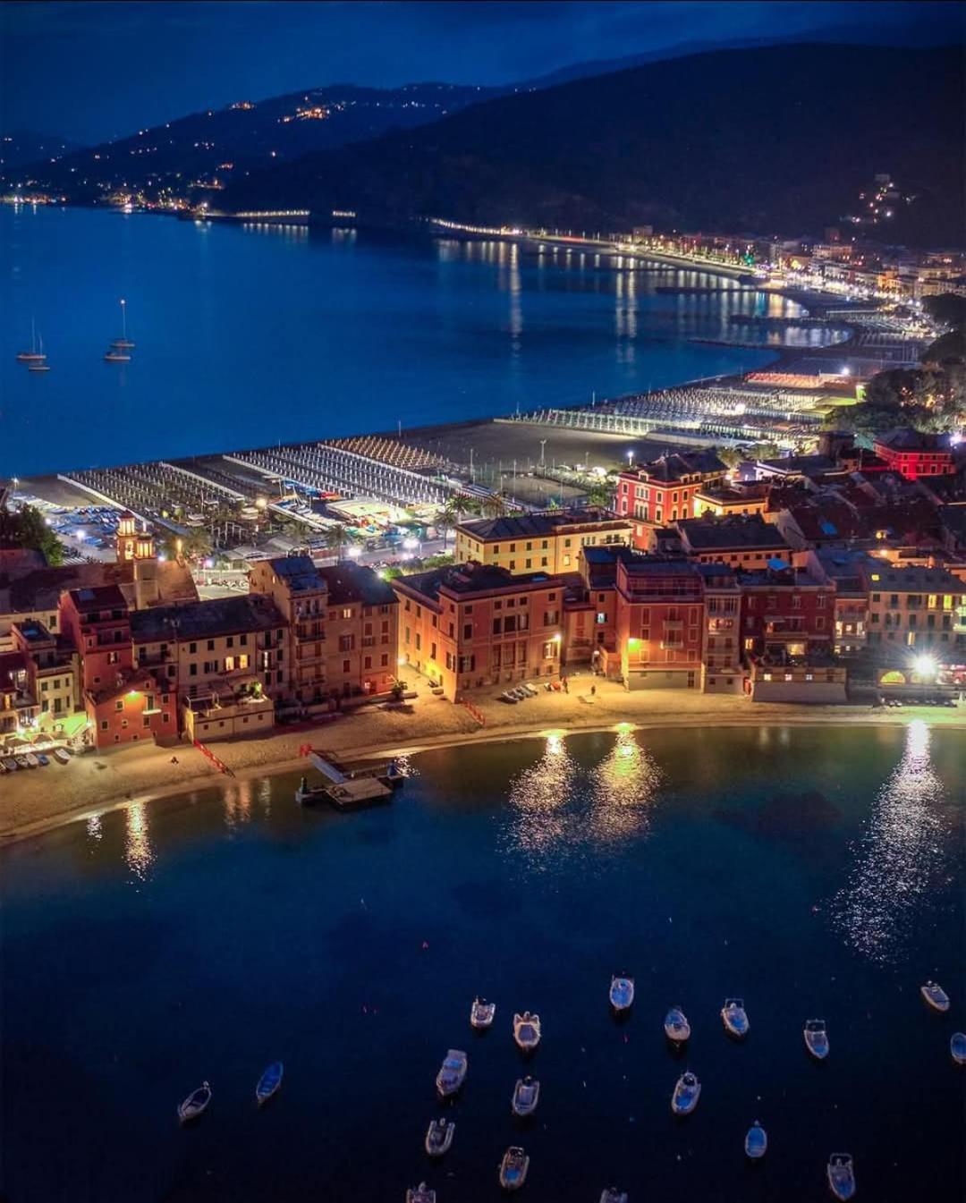 Apartment Casa Coppe… Affacciato Sulla Baia Delle Favole Sestri Levante